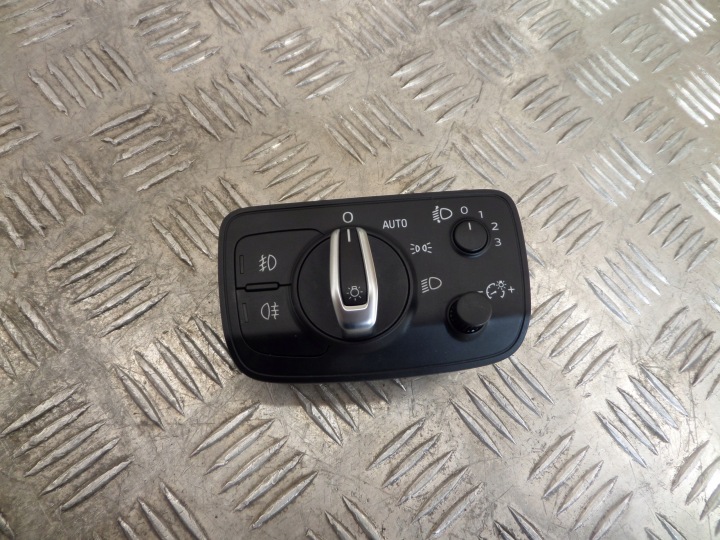 Light Switch Audi A3 8V 8V0941531Q | 888.131.319XK002688