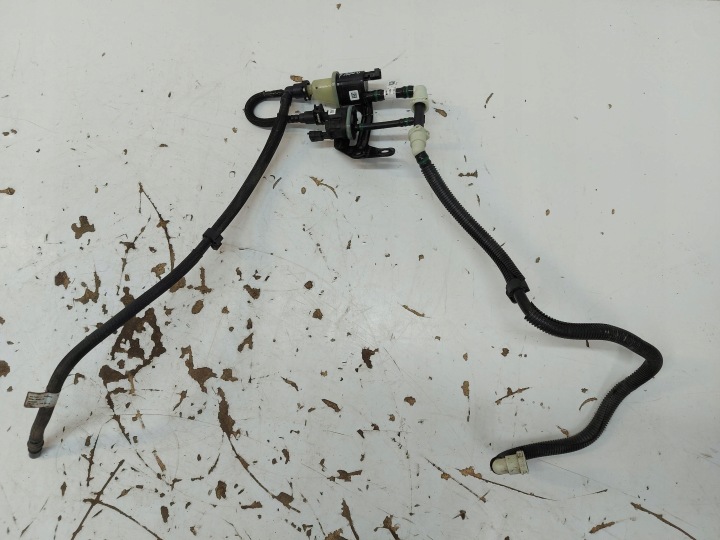 Ford Kuga MK3 Fuel Valve Sensor Pipe LX68-9E817-EC