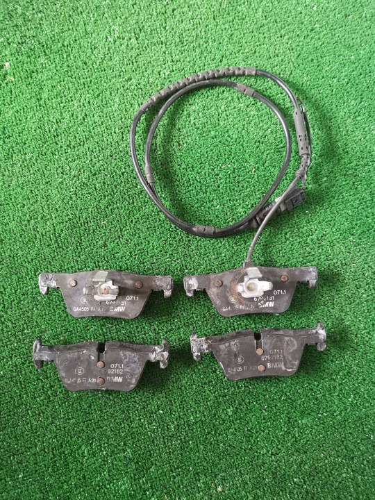 BMW F30 F32 F34 Jarrukengät 6792131 6792182