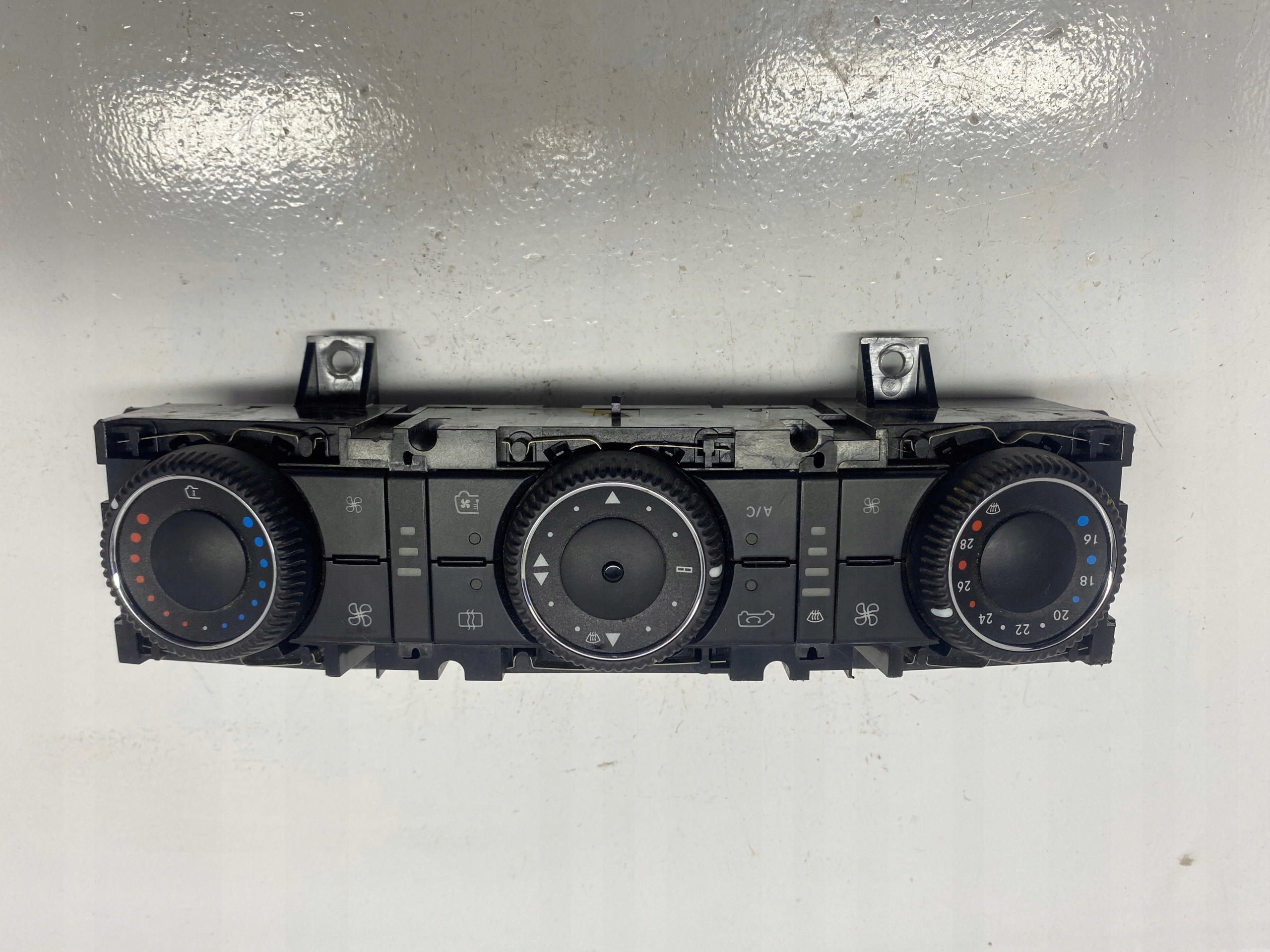 Fuel Filler Flap MERCEDES W211 E-CLASS