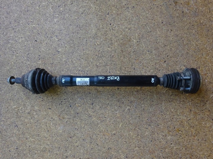 AUDI A3 8P GOLF V LEON II 2.0 TFSI Right Front Axle Shaft 1K0407272KJ