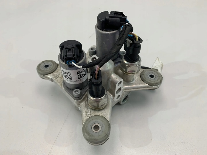 Porsche 911 992 ripartitore sospensioni dinamiche 992511851A