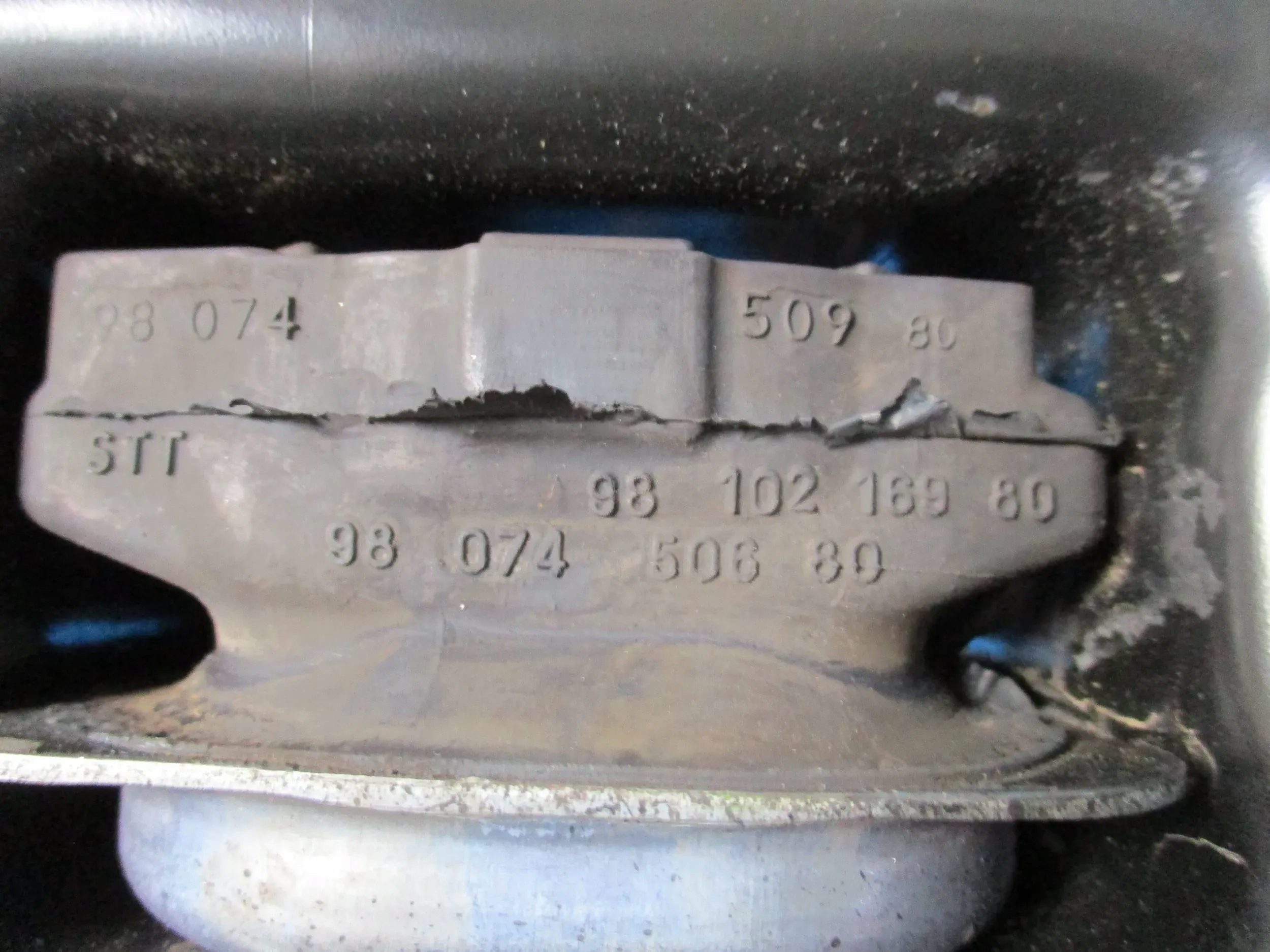 Motorsteun Citroen C3 III 9810216980 image 3