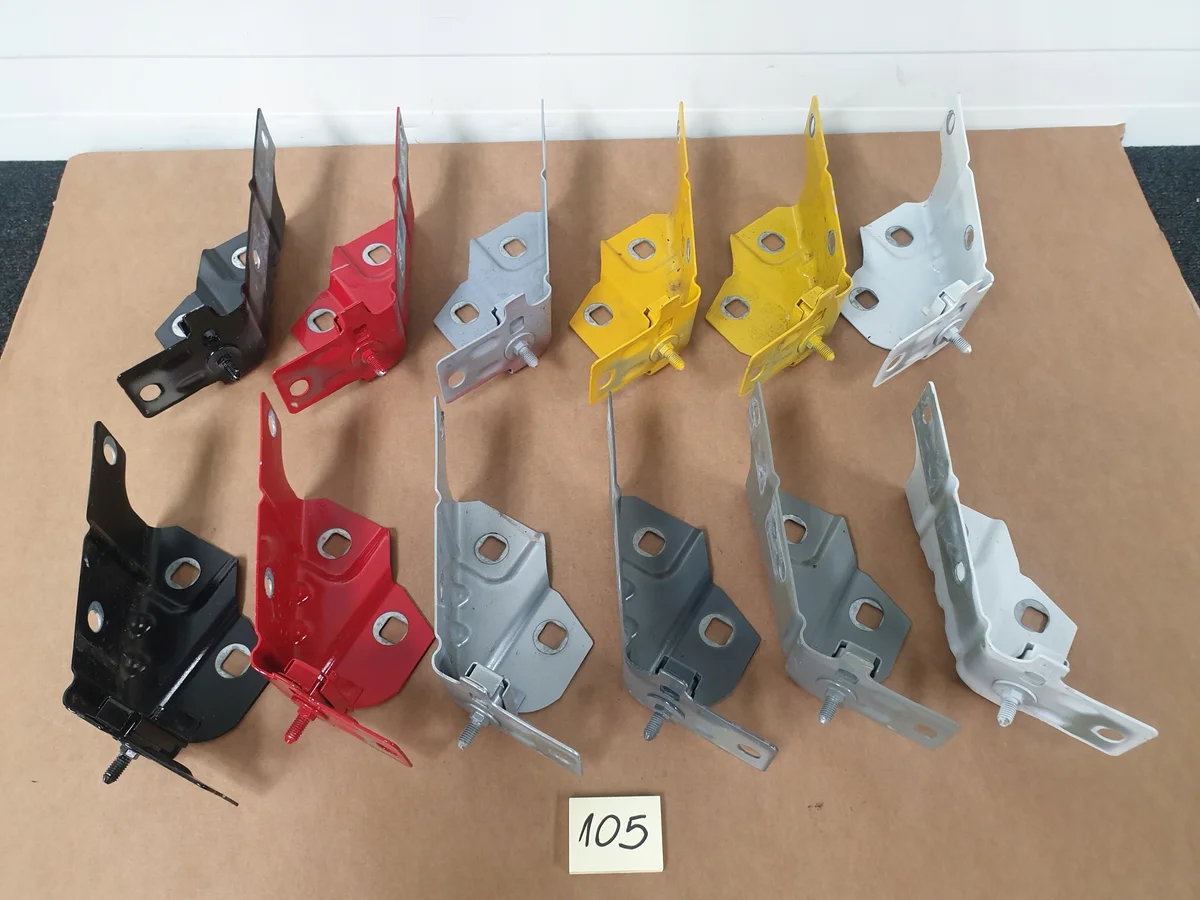 Fäste för skärm vänster/höger Renault Trafic IV