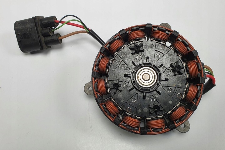 Moteur de ventilateur de refroidissement Mercedes W177