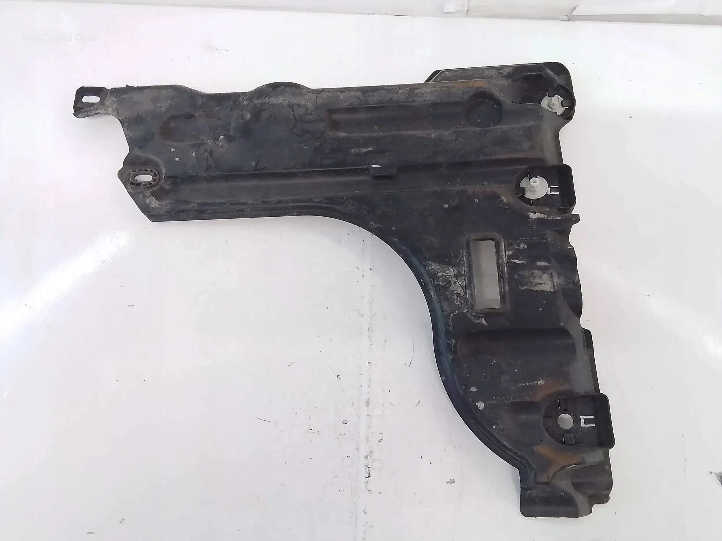 Opel Corsa F Underbody Shield Right 9823546880