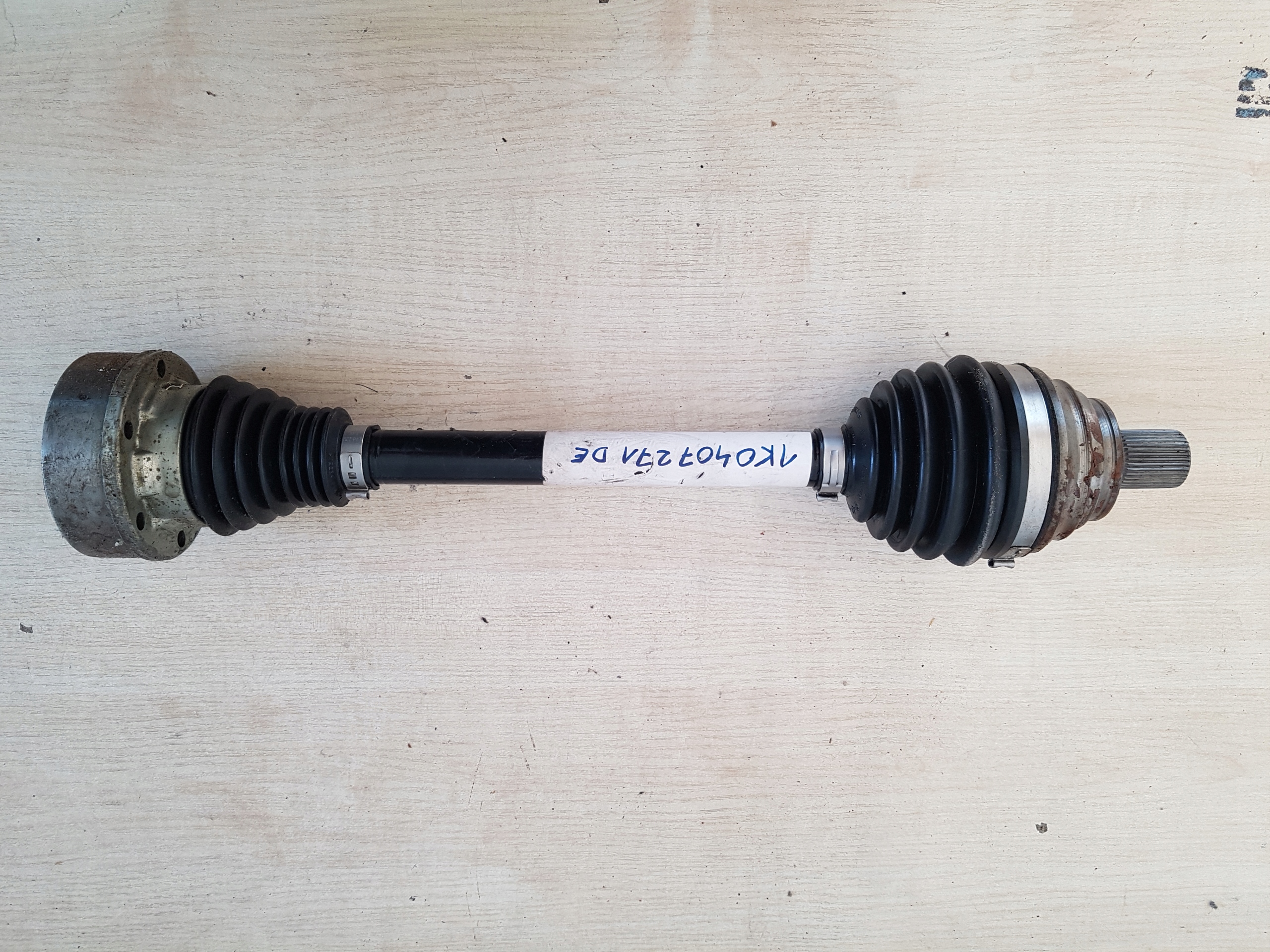 VW Golf 5 drivaxel vänster 1K0407271DE image 2