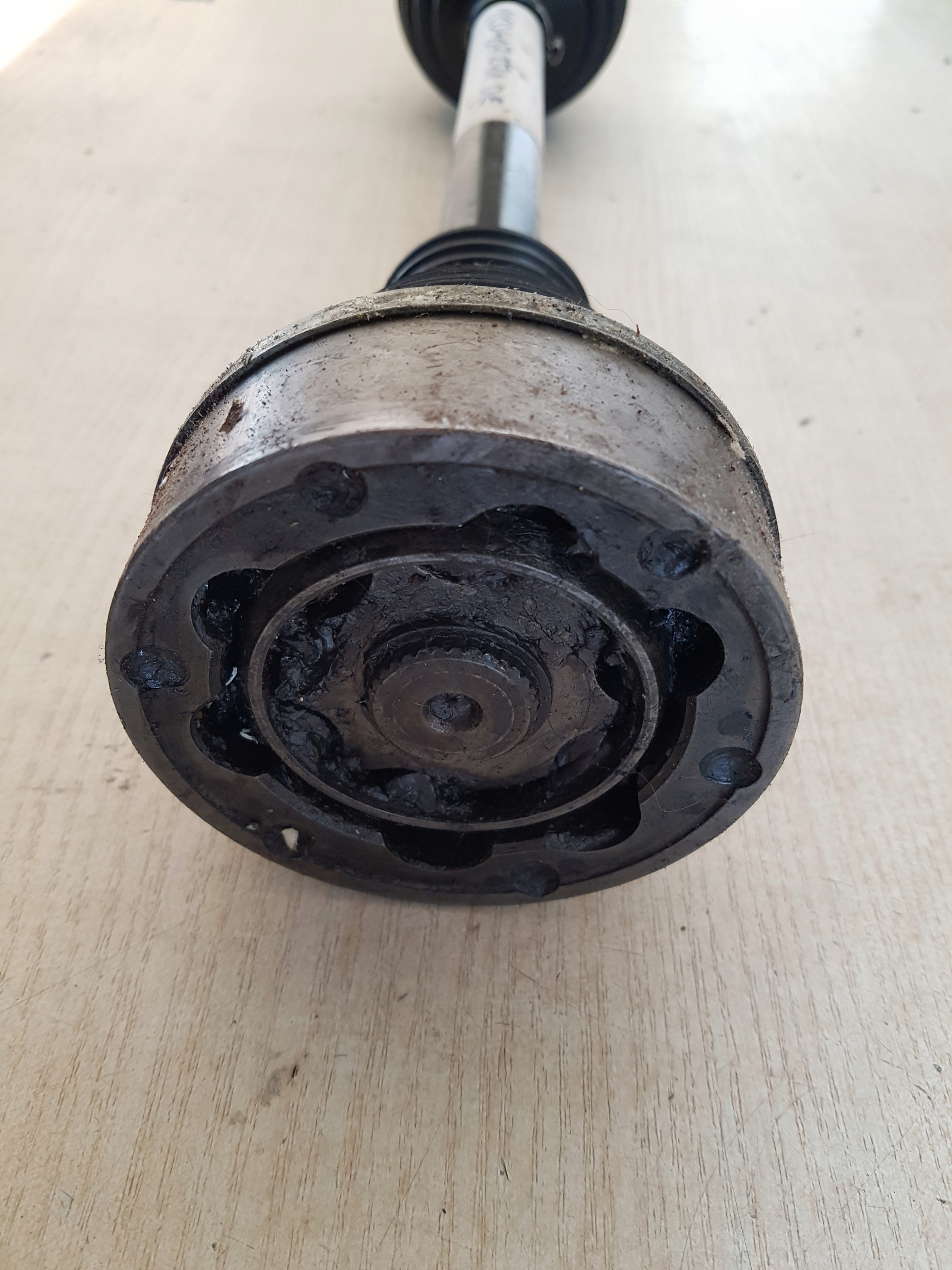 VW Golf 5 drivaxel vänster 1K0407271DE image 3