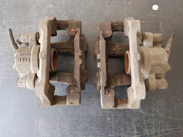 Brake caliper right front 22/284 BMW F20 F30