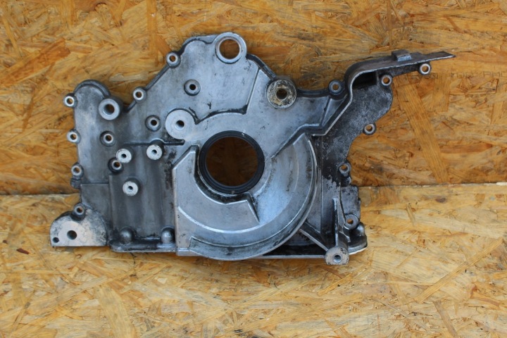 Jakohihnan kansi etu AUDI A6 C5 A8 D2 4.2 V8 077103153H