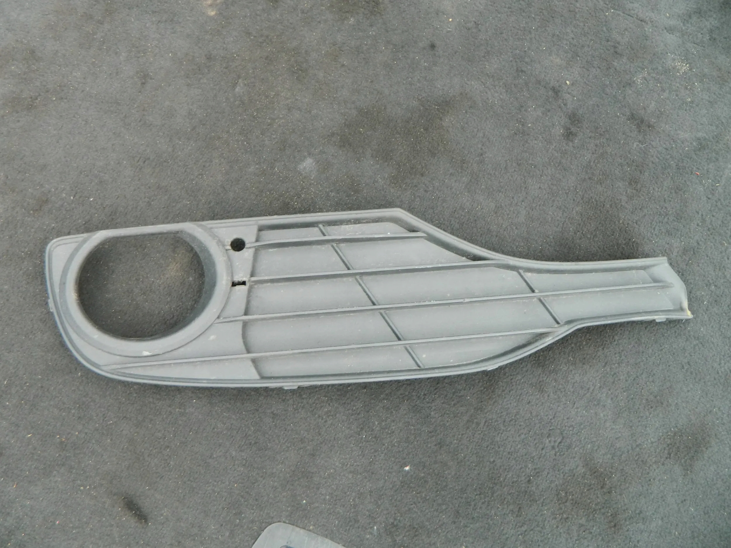 BMW F30 F31 Grade di Para-choque Dianteiro Direito 7281920
