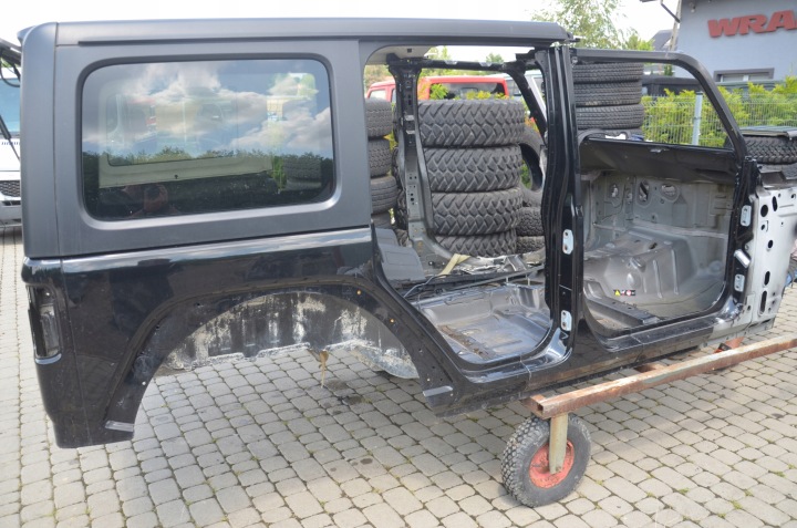 Neljännes B lokari kynnys pylväs lokasuoja Wrangler JL 68302718AC 68302716AD PX8
