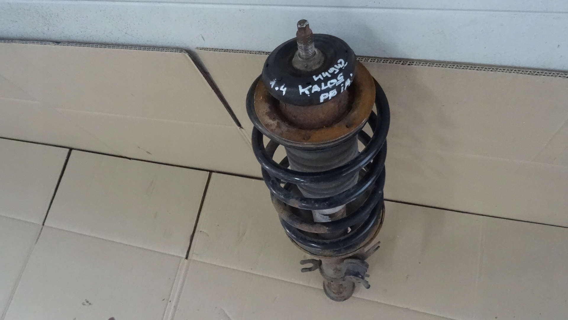 Daewoo Kalos 1.4 8V Right Front McPherson 96586888