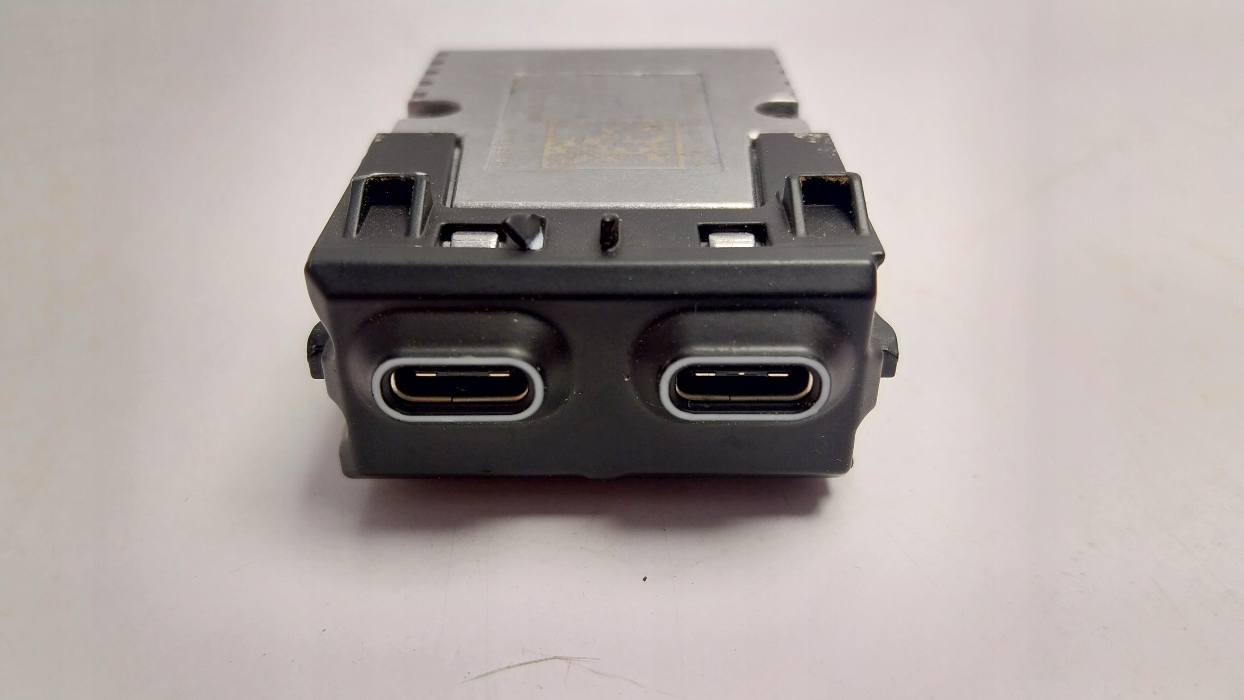 BMW IX I20 5 G60 G61 7 G70 Tomada Porta USB 5A27DE6 image 3