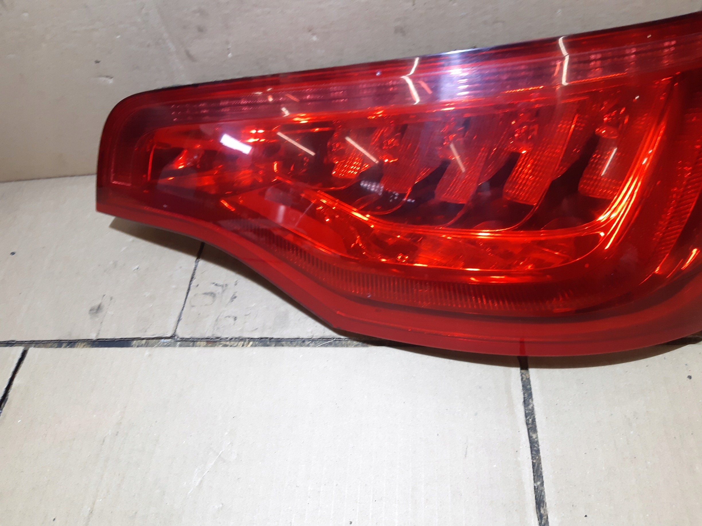 Audi Q7 4L achterlicht rechts LED 4L0945094G image 3