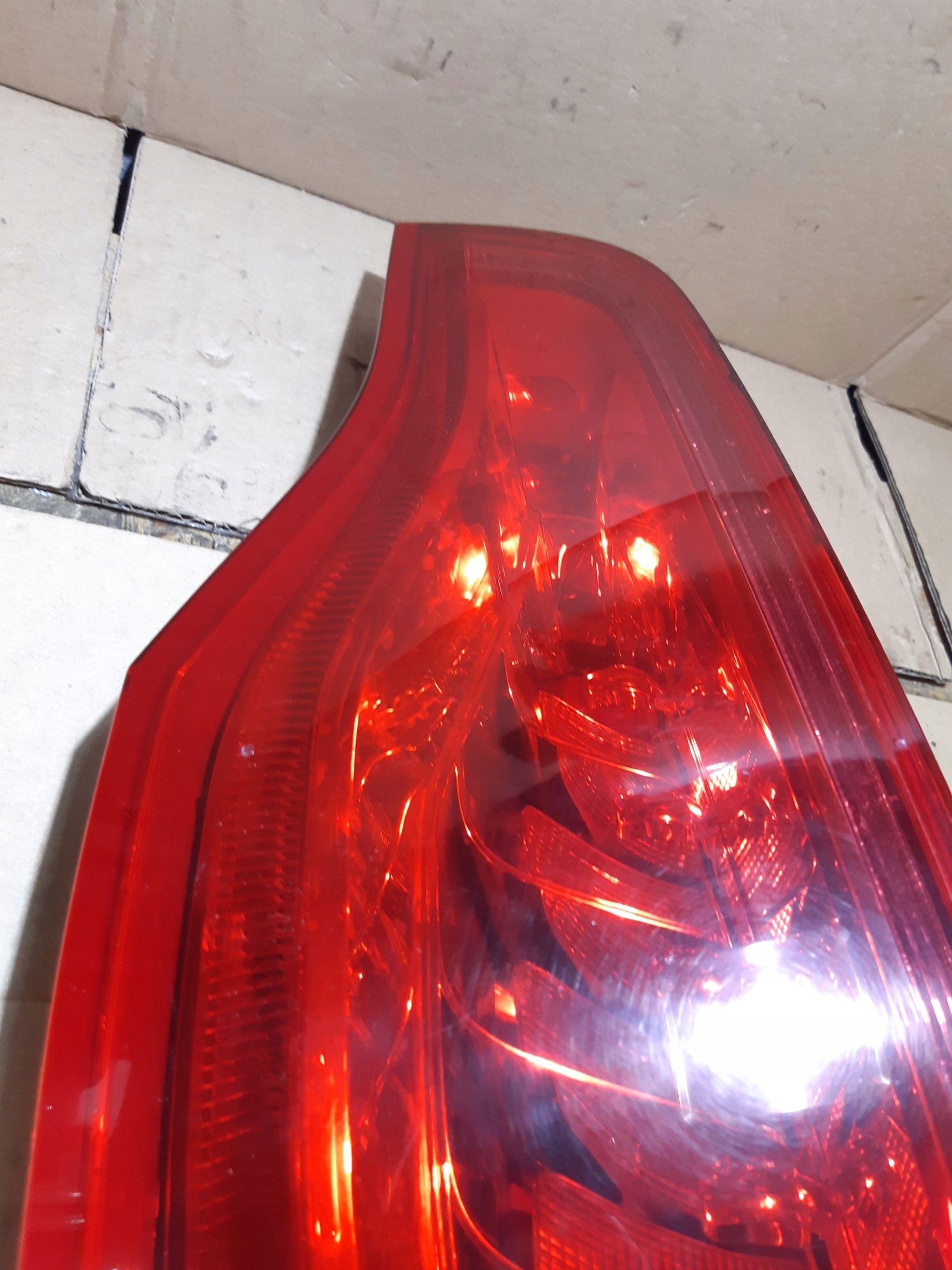 Audi Q7 4L achterlicht rechts LED 4L0945094G image 8