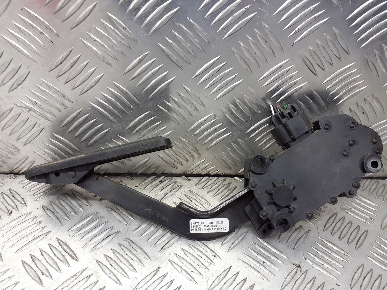 Gas Pedal Sensor Chrysler Grand Voyager 2.8 CRD 04861650AB image 2