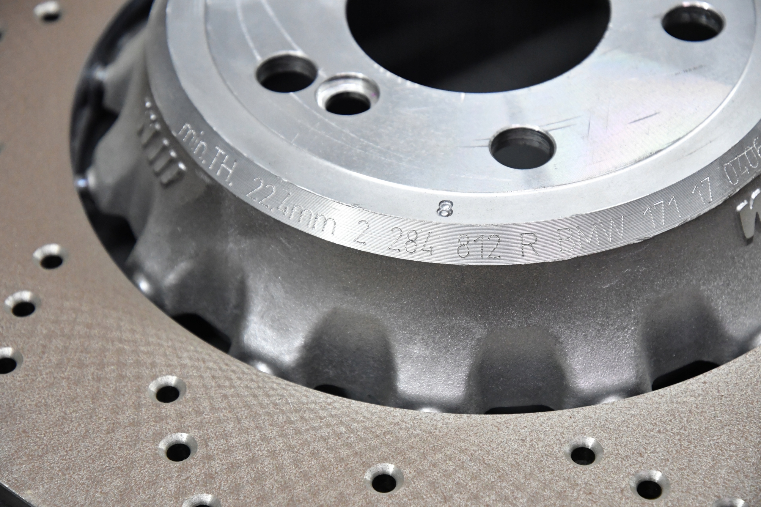 Rechte hintere Bremsscheibe BMW M2 F87 M3 F80 M4 F82 F83 0km image 9