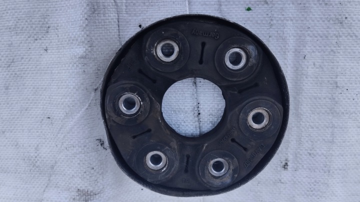 Rubber Driveshaft Coupling Joint VW Tiguan 5N GAV01-007
