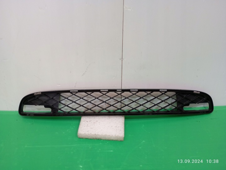 Front Bumper Center Grille Smart Fortwo 451 A4518880123