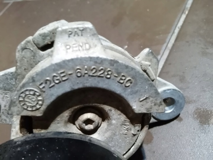 Tensor de correa rodillo ST 2.7 V6 Ford Edge mk2 19 lift USA