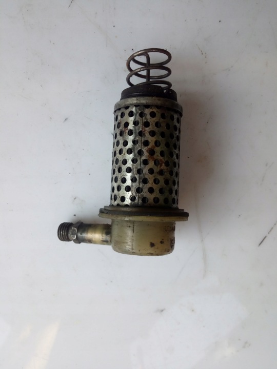 Mercedes w123 suodatin alkuperäinen 123 327 02 21