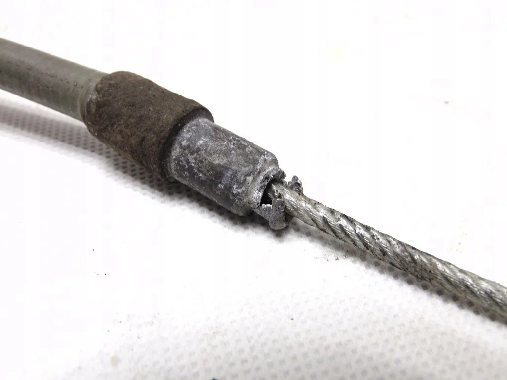 Câble de frein à main droit BMW 7 E65 E66 image 5