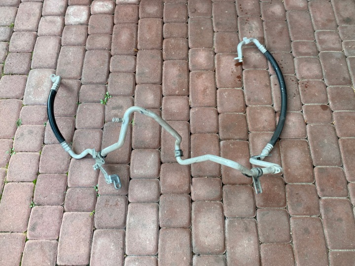 RENAULT TRAFIC ilmastointiputki 924807649R 924543135R