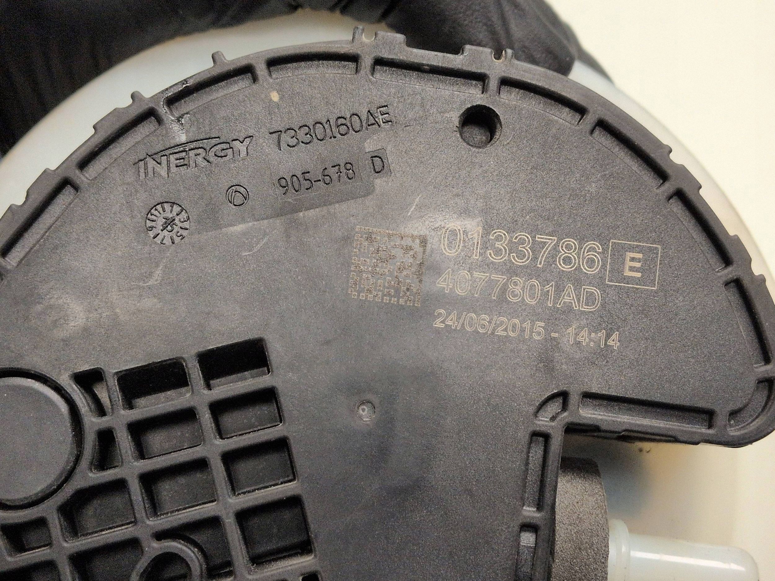 Pompe AdBlue module Audi A6 C7 A7 2.0 3.0 TDI 4G0131969 image 7