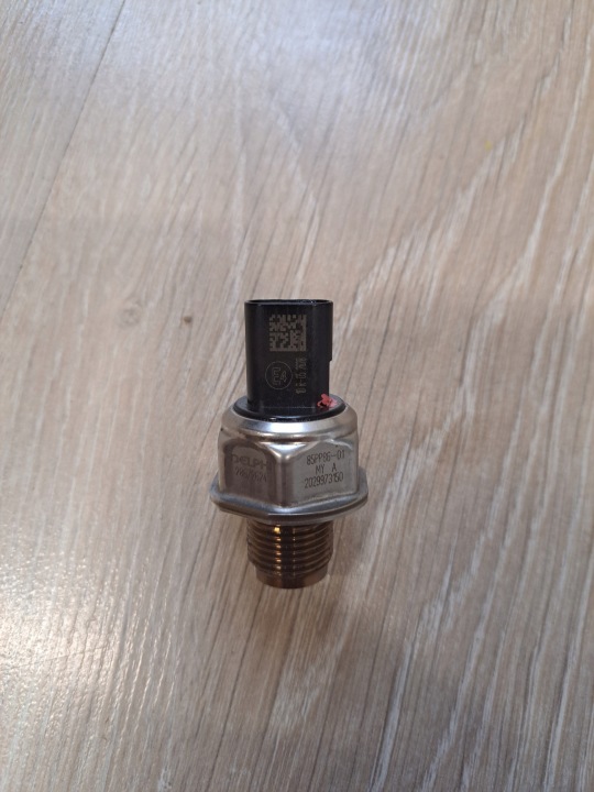 Fuel Pressure Sensor Renault Gama T Volvo FH 4