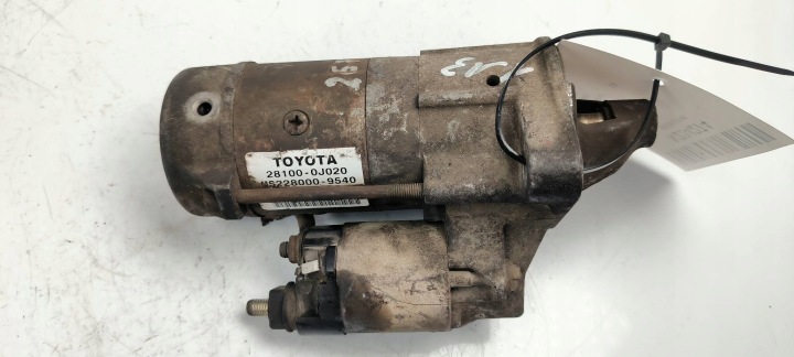Käynnistin 28100-0J020 Toyota Yaris