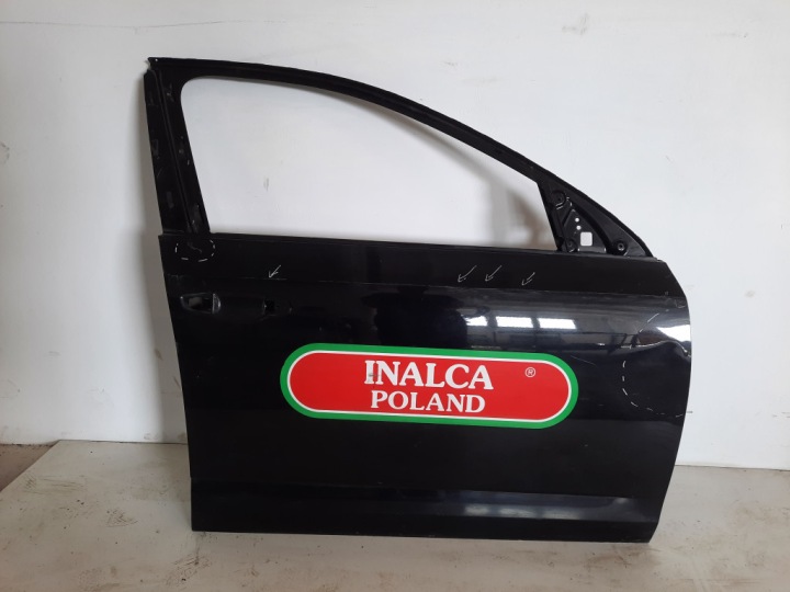 Skoda Octavia 3 III 13-20 Farmari Etuovi Oikea 5E0831312