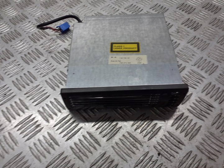 CD-levynvaihtaja Fiat Stilo 735273184