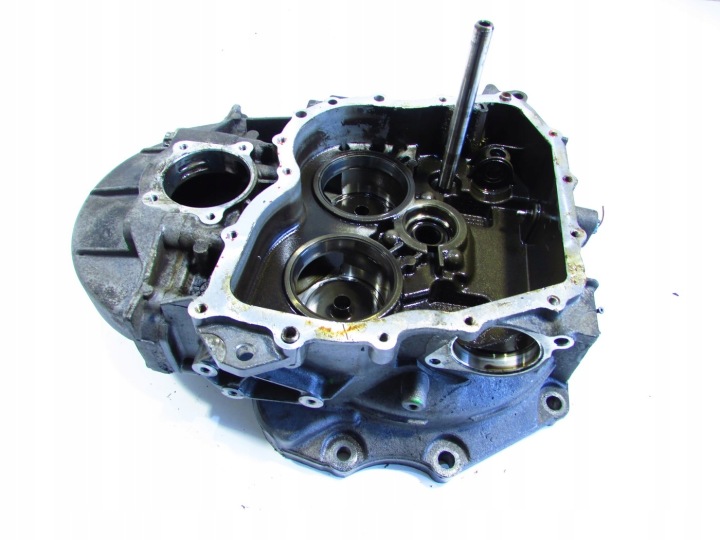 Gearbox housing Opel Astra J 1.7 CDTI 55569876