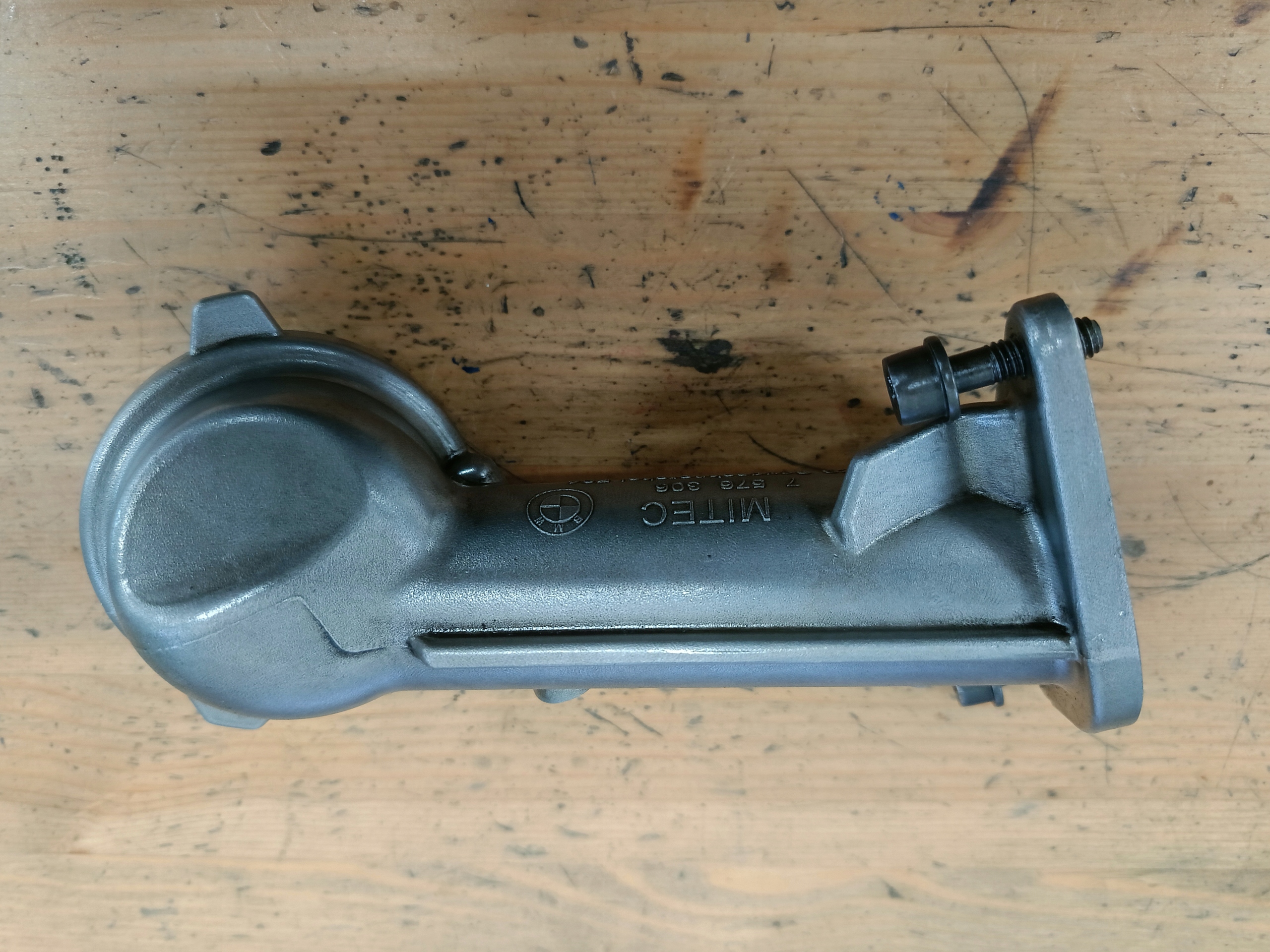 Ölrauchabsauger BMW 7576306 7 F04 N63 gebraucht image 2