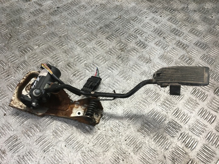 Pedal acelerador NISSAN 0206001022 288301018 100% funcional