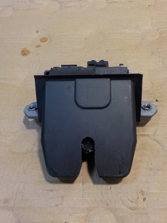 FORD FOCUS MK3 2018R 1.5TDCI ACHTERKLEP SLOT BM51R442A66D