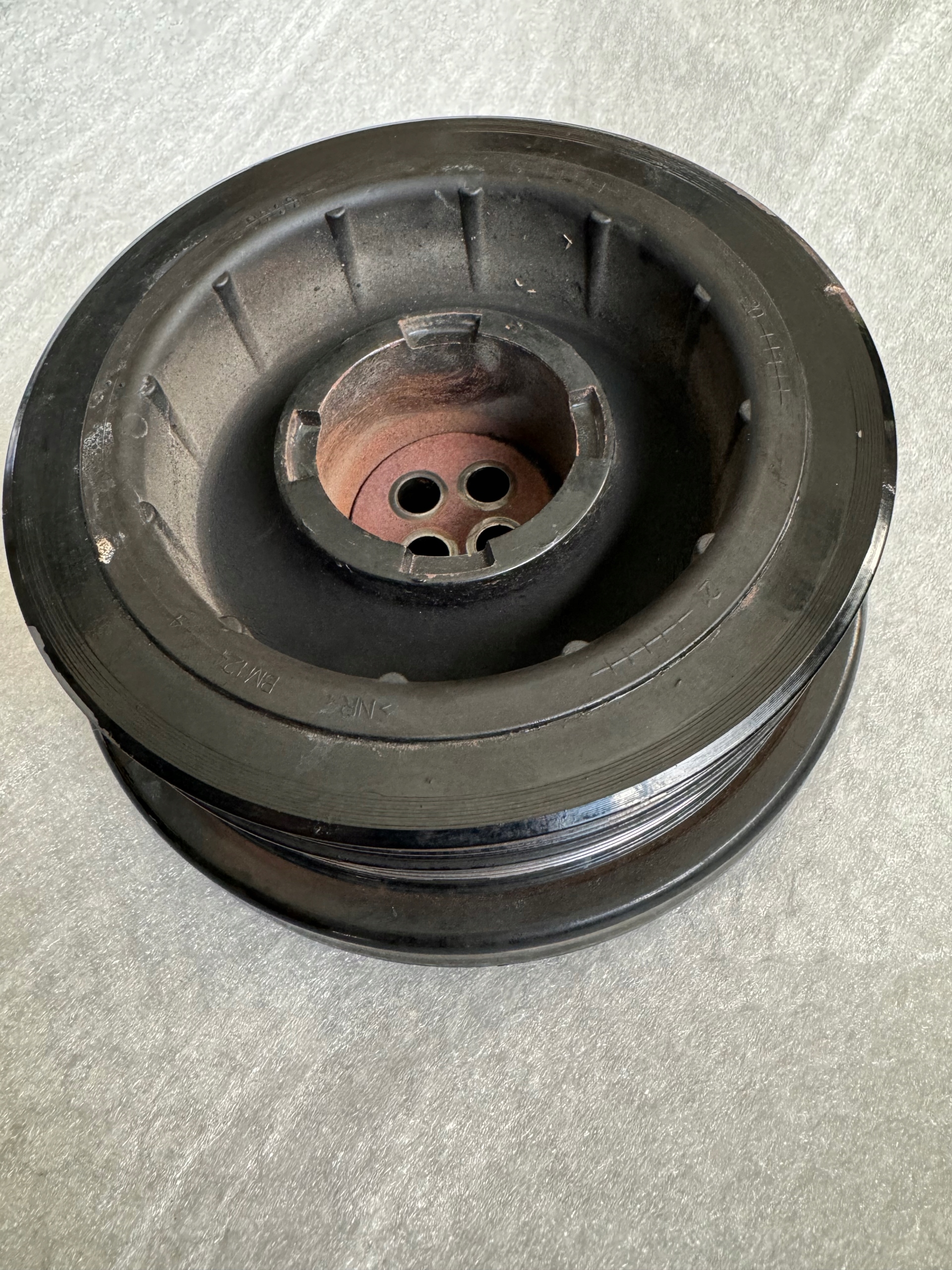 BMW 5 E60 X5 E70 X6 E71 3 E90 X3 E83 X5 E53 E63 Poulie M57 image 2