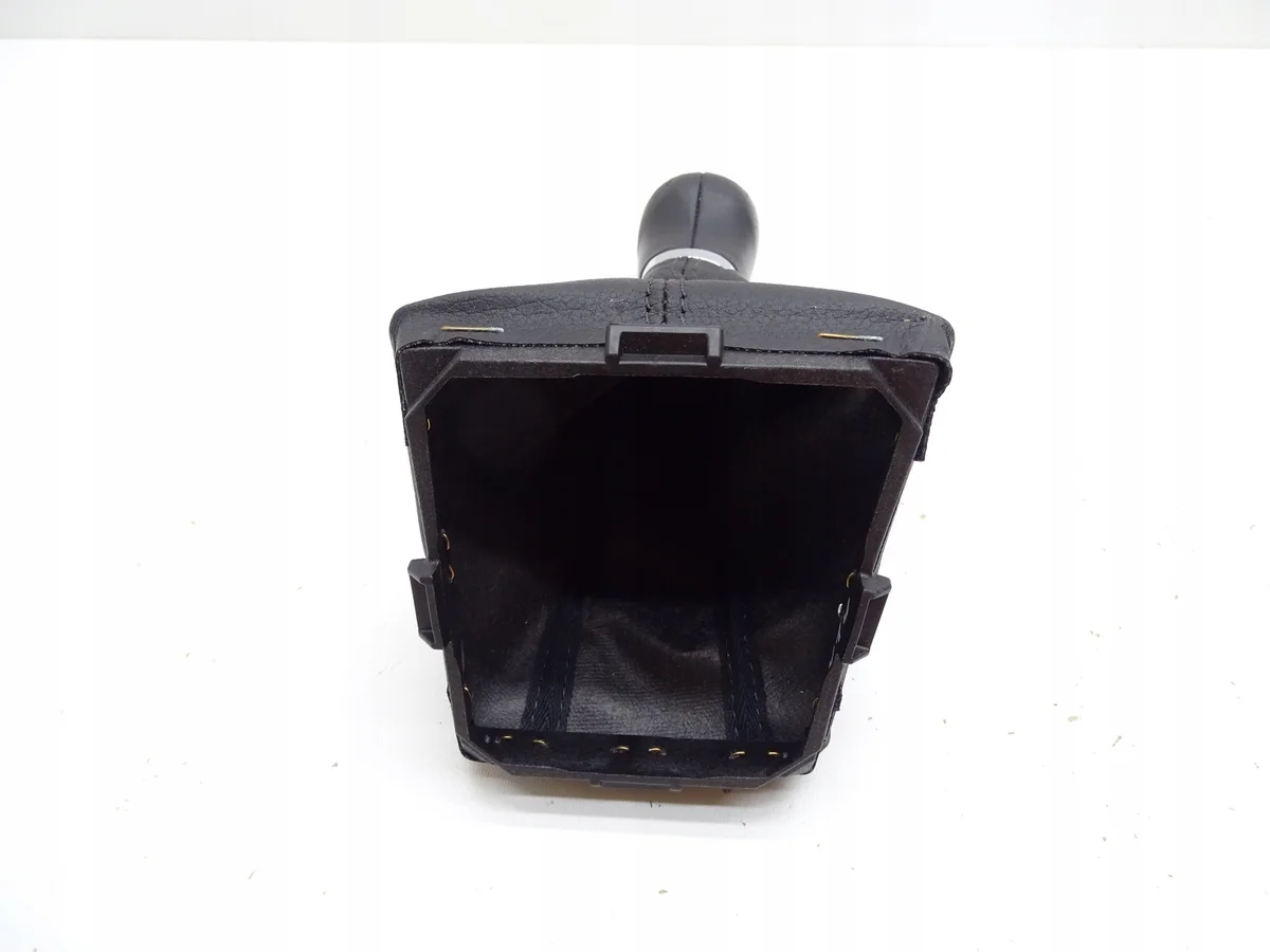 Schaltknauf Leder 6-Gang Skoda Octavia III image 5
