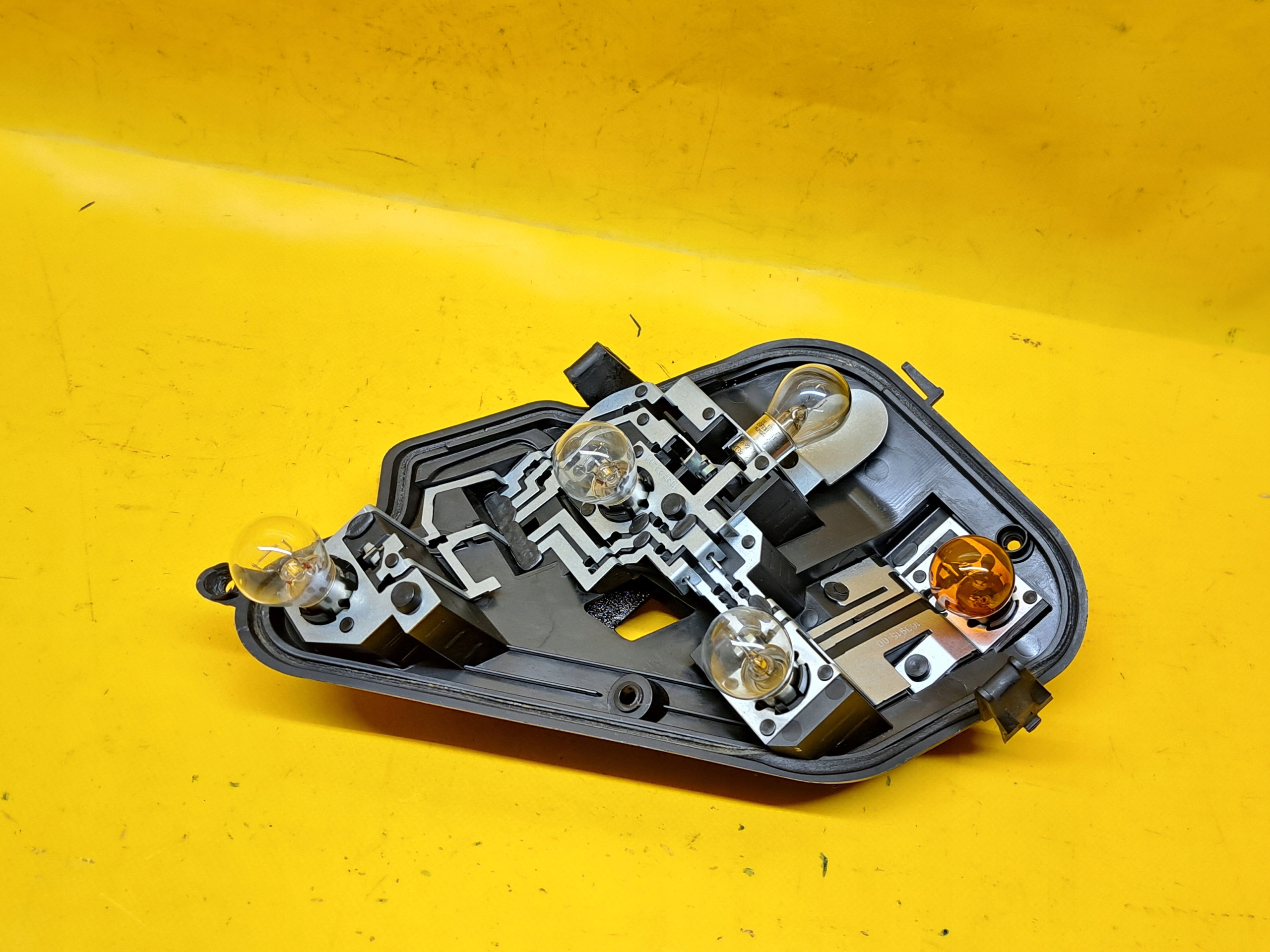 Lente Traseira Esquerda Opel Astra H III HB 2004-2011 159727 image 2
