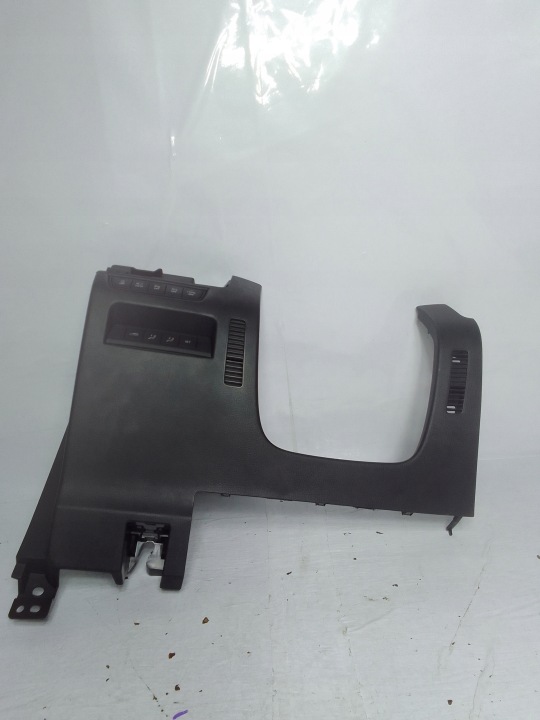 Mazda CX50 23- Ohjauspyörän suojus VA40-64891 USA
