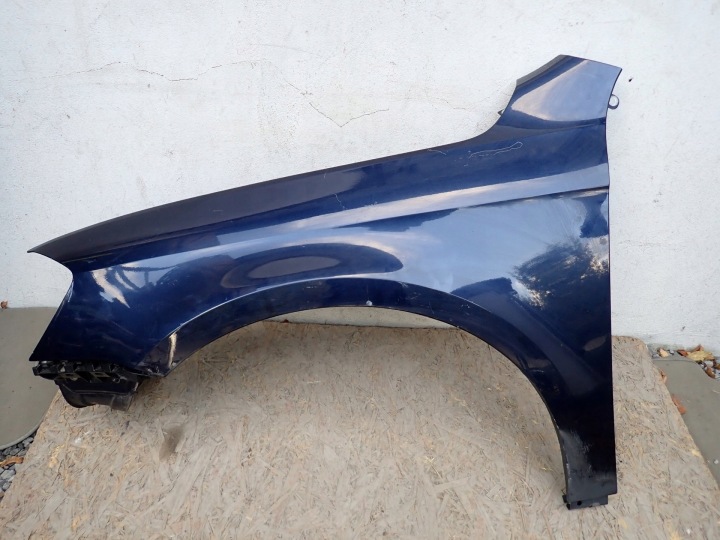 Vasen etulokasuoja VW Passat B7 3AA 2011-2014