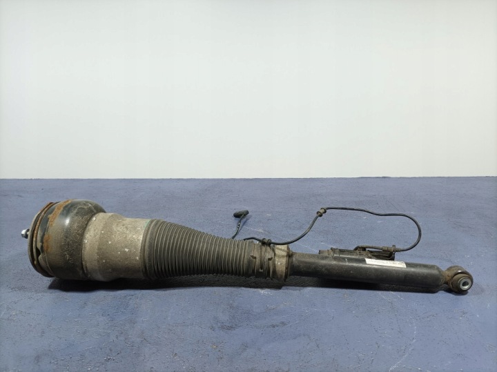 MERCEDES S W222 LIFT AIR SUSPENSION REAR LEFT A2223205501