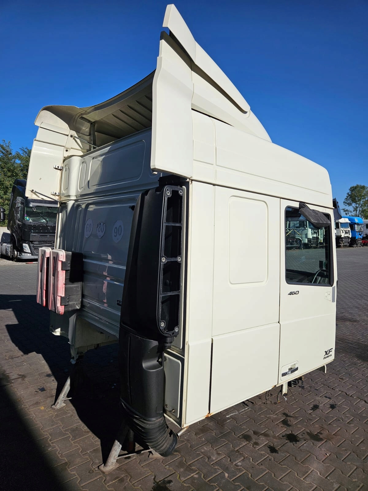 Cabine DAF XF 106 SC image 4