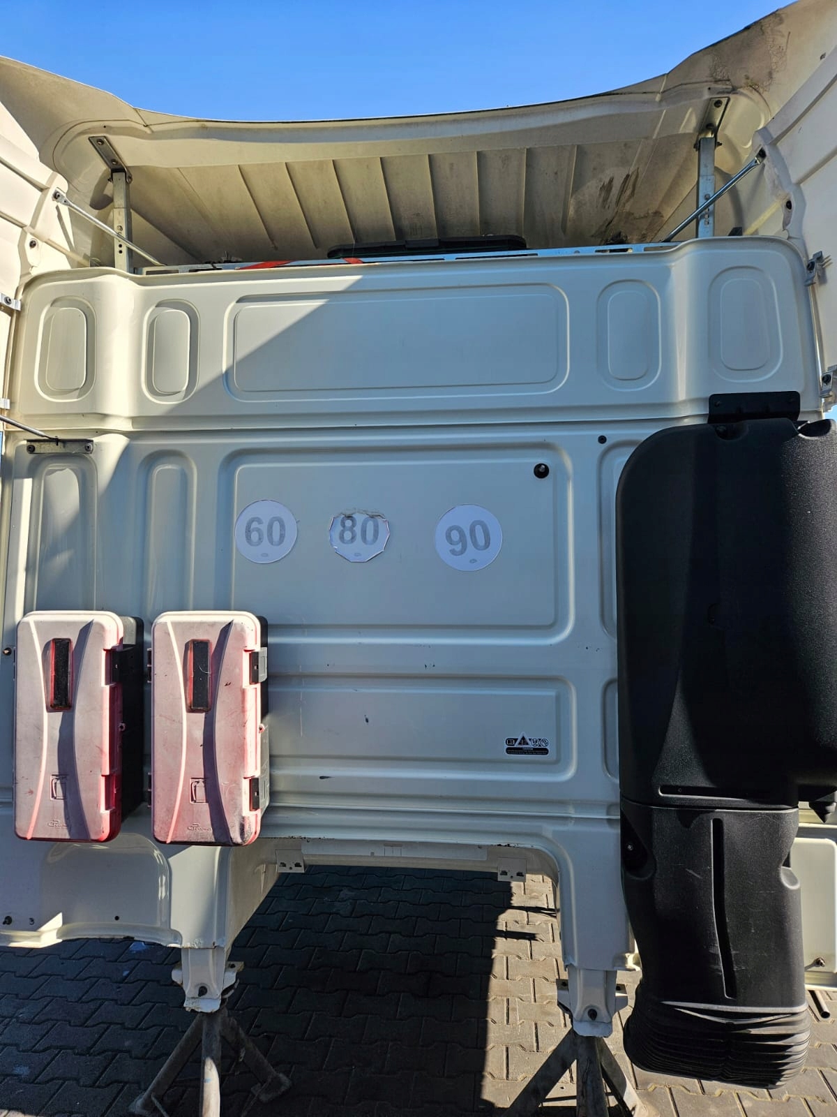 Cabine DAF XF 106 SC image 7