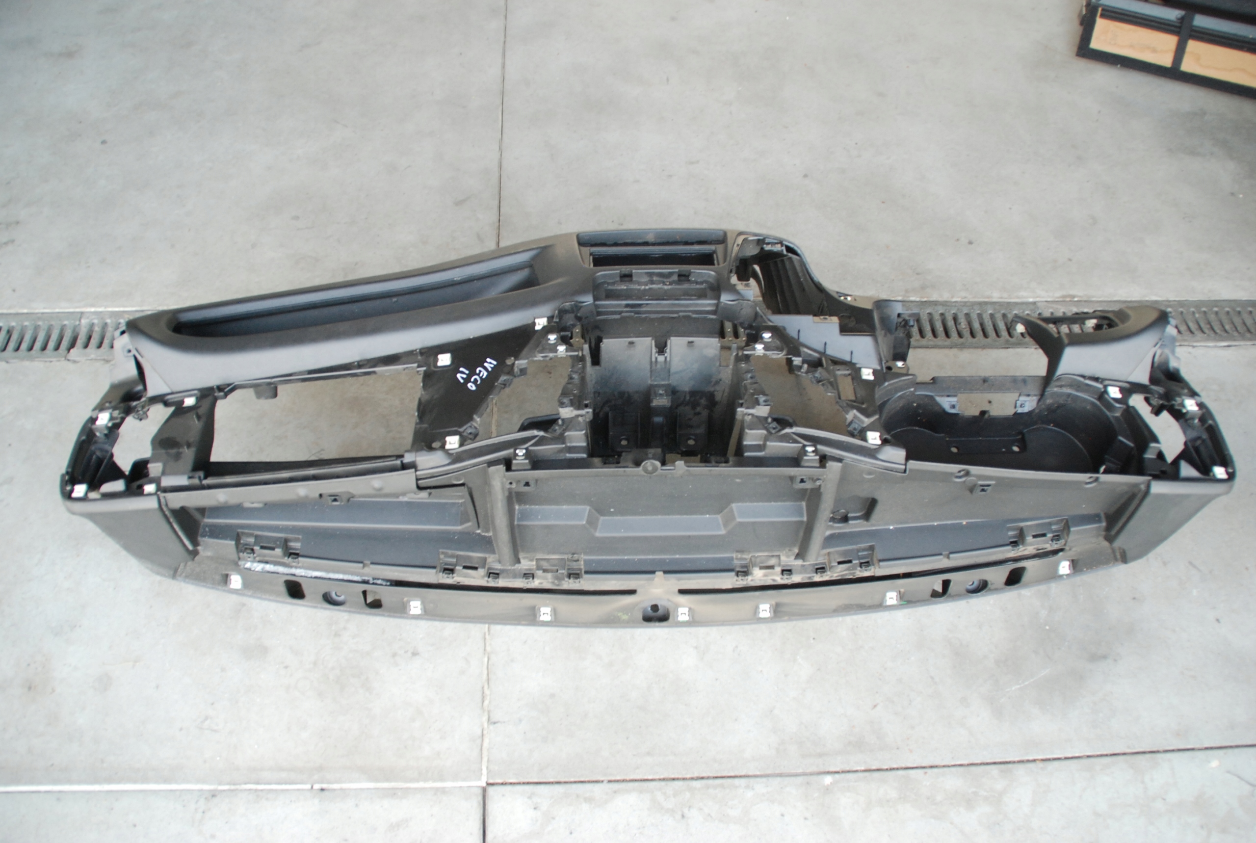 IVECO DAILY VI 2014- Painel Console image 3