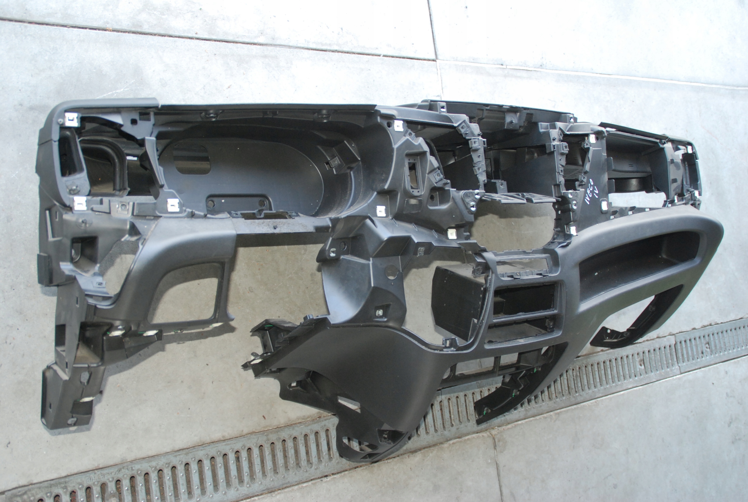 IVECO DAILY VI 2014- Painel Console image 4