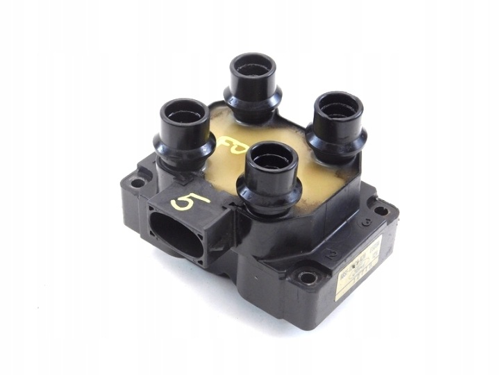 R/18 FORD FIESTA 1.3 Sytytyspuola 88SF12029A2A