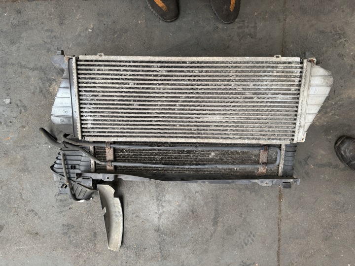 Mercedes-Benz OE A9015003600 radiatore acqua