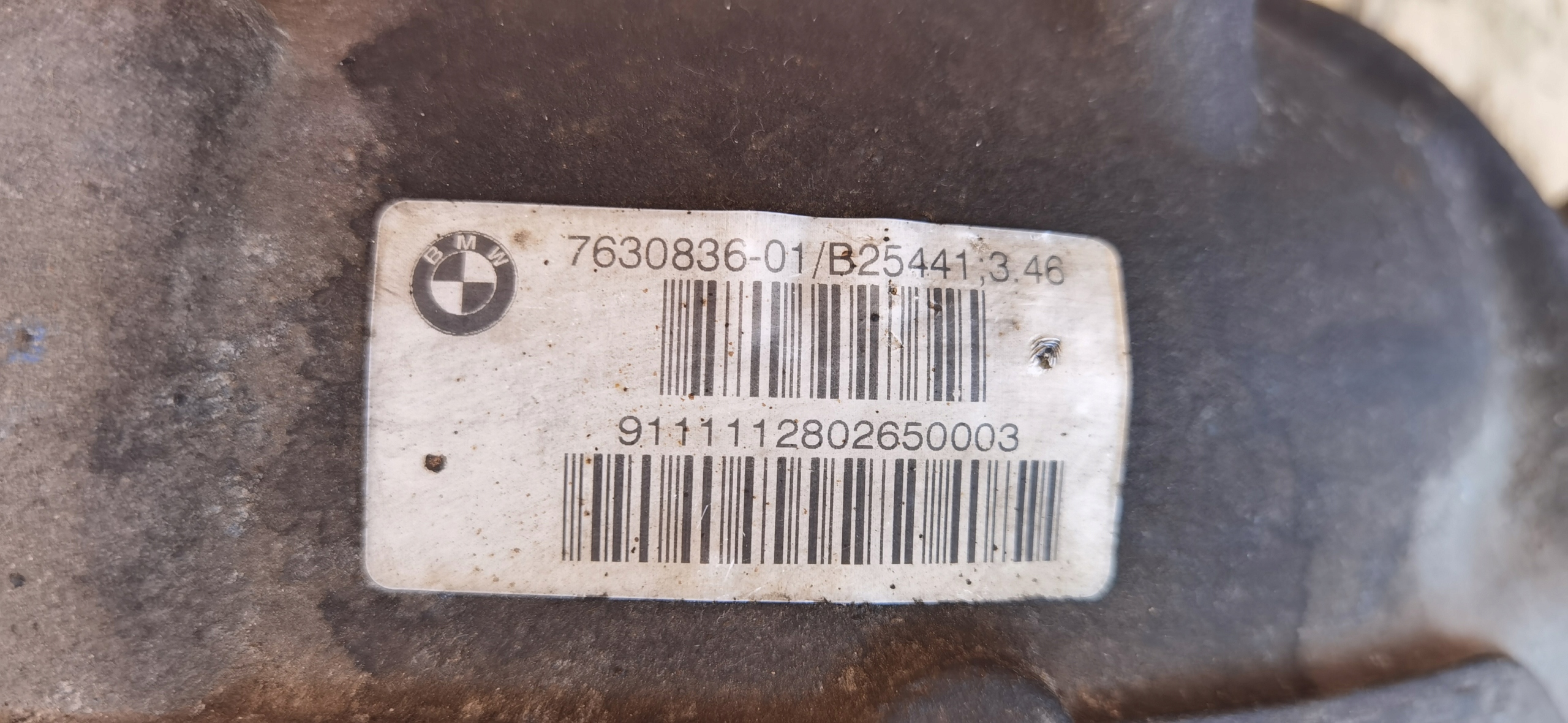 BMW F10 F11 F01 Differential Bak 7630836 image 3